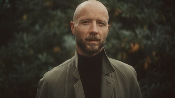 Sivert Høyem - Κυκλοφορεί σε λίγες μέρες το νέο του single "Run Away"