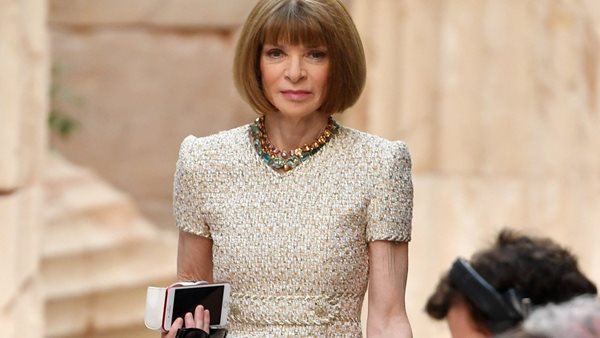 Η αστεία αντίδραση της Anna Wintour όταν της ζήτησαν ταυτότητα