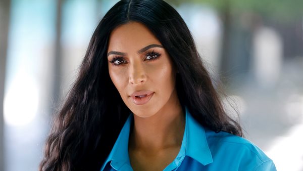 Kim Kardashian - Ευχήθηκε στον Kanye West για τα γενέθλιά του