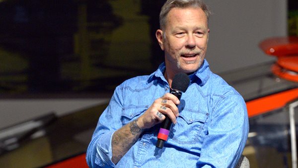 Ο James Hetfield επέστρεψε δριμύτερος και μιλά για το μέλλον των Metallica
