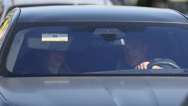 Ενώ οι φήμες χωρισμού οργιάζουν, είδαμε JLo και Affleck μαζί