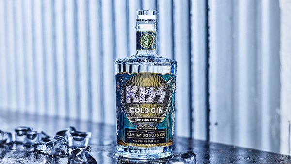Μπορείς να κάνεις pre-order το καινούριο gin των Kiss