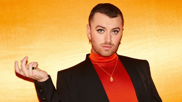 Ο Sam Smith σε ένα live cover του "Fix You" των Coldplay