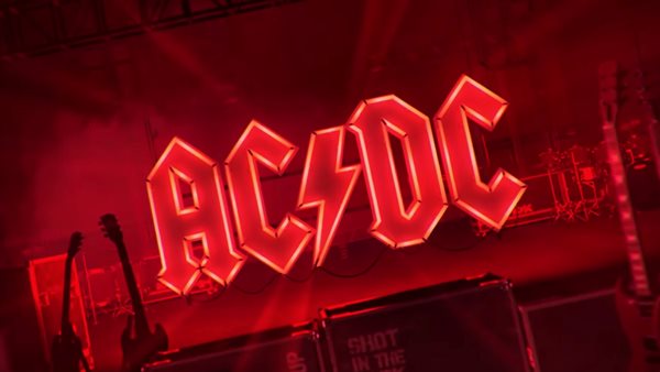 AC/DC - Στο Νο.1 της Αμερικής και οκτώ ακόμα χωρών