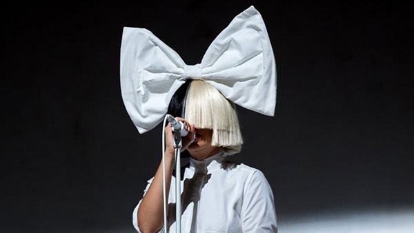 Sia - Μόλις έγινε γιαγιά