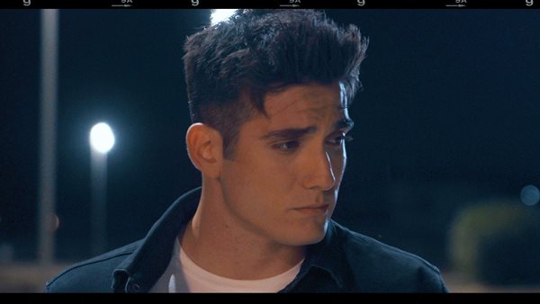 "Μην Της Πείτε" - Η νέα του επιτυχία του Γιώργου Κακοσαίου