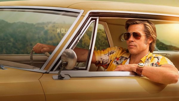 Brad Pitt - Το ανατρεπτικό look στο κόκκινο χαλί που δεν περίμενε κανείς