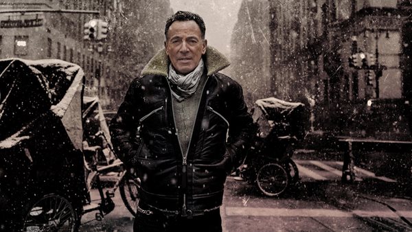 O Bruce Springsteen μόλις κυκλοφόρησε το track "Ghosts"