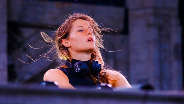 To remix του "Age Of Love" viral στο ελληνικό TikTok!