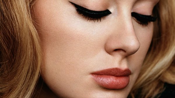 4 επιτυχημένες μιμήσεις της Adele από διάσημους celebrities