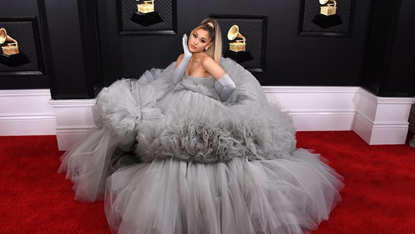 Fans εναντίον της Ariana Grande - Τί τους εξαγρίωσε