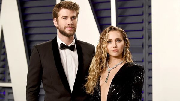 Η Miley Cyrus χαρακτήρισε τον γάμο της με τον Liam Hemsworth "γα**μένη καταστροφή"