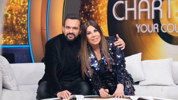 Η Άντζελα Δημητρίου στην οικογένεια της Panik Records