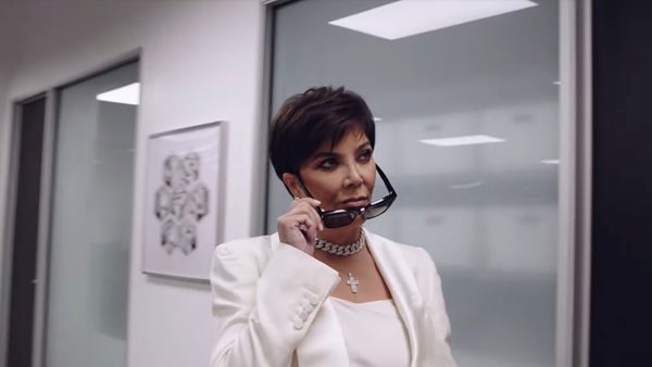 Kris Jenner - Προσπαθεί να μαζέψει τα... ασυμμάζευτα του Travis Scott και της Kylie Jenner