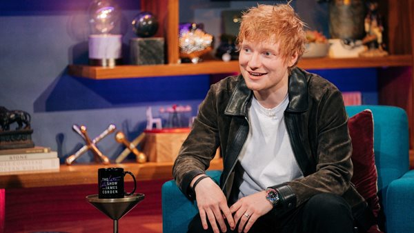 Ο Ed Sheeran πίστευε πως ήταν gay επειδή του άρεσαν η Britney Spears και τα musicals