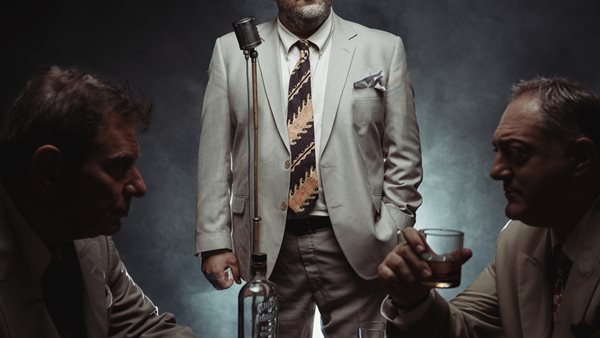 "Τα πήρες όλα και έφυγες – Η ζωή του Στράτου Διονυσίου"