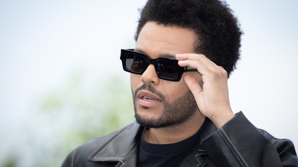 Το "Save Your Tears" ξεπερνάει τα 2 δις streams στο Spotify.