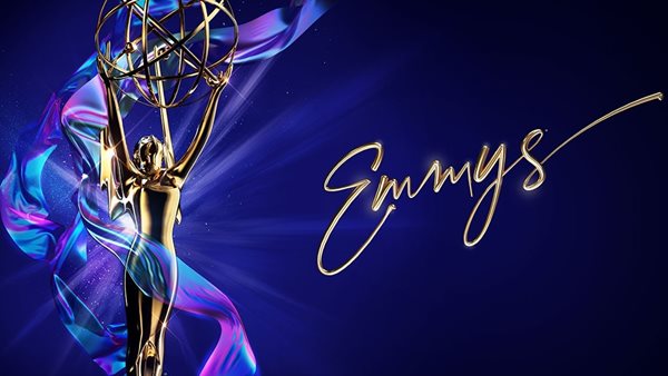 Emmy Awards 2020: Τα red carpet looks των celebrities στο σπίτι τους