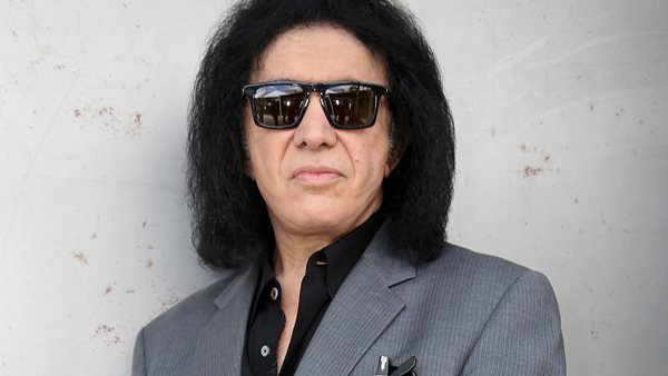 Gene Simmons - Θετικός στον κορονοϊό με ελαφριά συμπτώματα