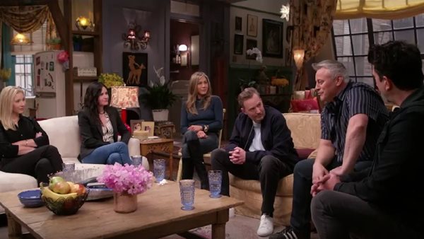 Τα Φιλαράκια γιόρτασαν τις υποψηφιότητες του reunion στα φετινά Emmy