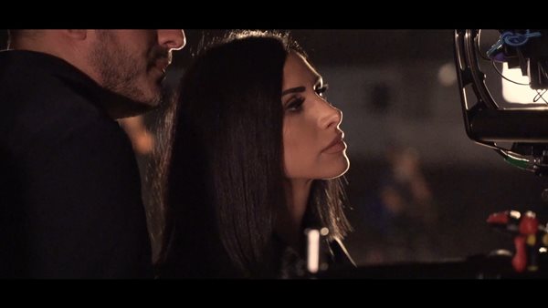 Λένα Ζευγαρά - Δείτε πως γυρίστηκε το νέο της clip πριν κυκλοφορήσει