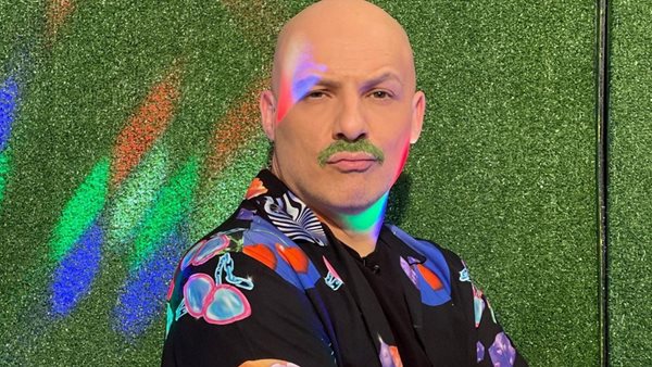 Ο Νίκος Μουτσινάς μιλά πρώτη φορά για τις αλλαγές στο "Καλό Μεσημεράκι"