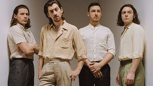Το καινούριο album των Arctic Monkeys είναι "σχεδόν έτοιμο" και θα πάρει release date για το 2022