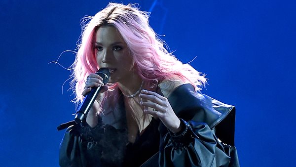 Το πασχαλινό δώρο της Halsey στους φίλους της