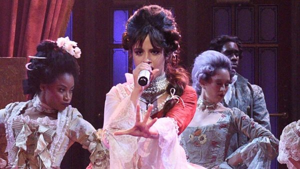 Camila Cabello: Εντυπωσίασε στο "SNL" τηλεοπτικό της ντεμπούτο