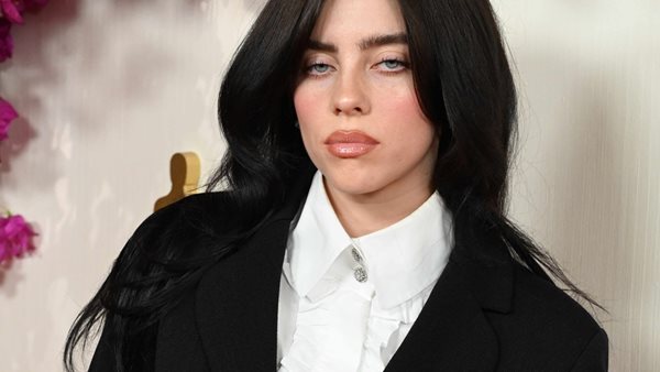 H Billie Eilish ανακοινώνει καινούριο άλμπουμ!