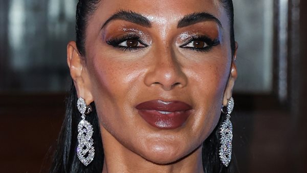 Nichole Scherzinger πριν και μετά το επαγγελματικό make up!