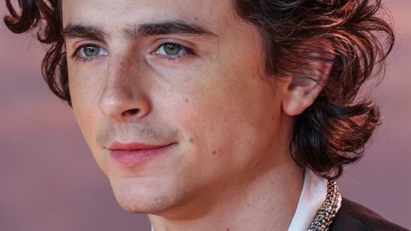 Timothee Chalamet μιλάει στον Zane Lowe.