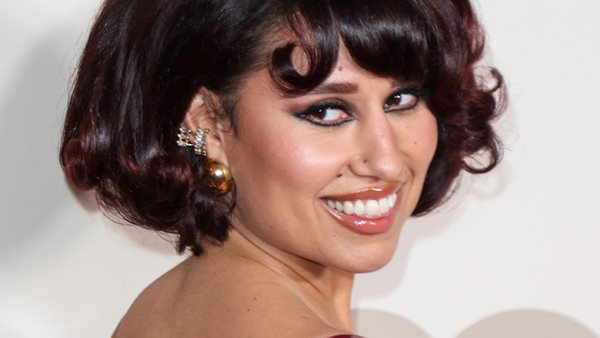 Raye, στους μελοντικούς leaders σύμφωνα με το Time Magazine!