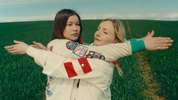 Οι Wet Leg με του Madrugada στο Release Athens 2023