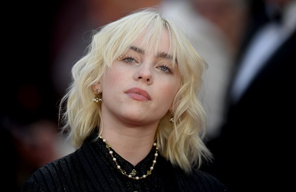 Billie Eilish - Ερμήνευσε on stage νέο και ακυκλοφόρητο τραγούδι με τίτλο "TV"