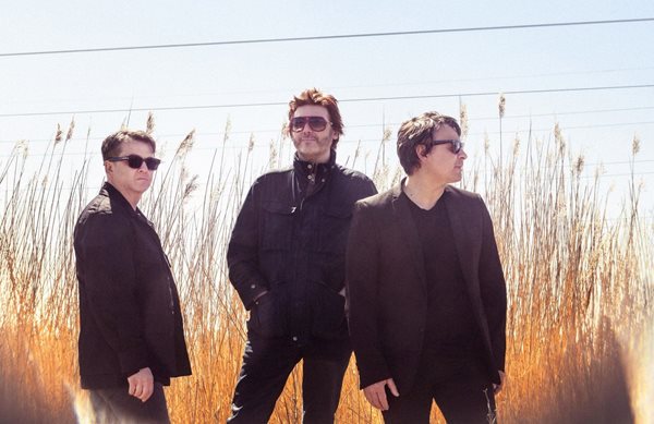 Manic Street Preachers - Κυκλοφορούν μια νέα έκδοση του album "Know Your Enemy"