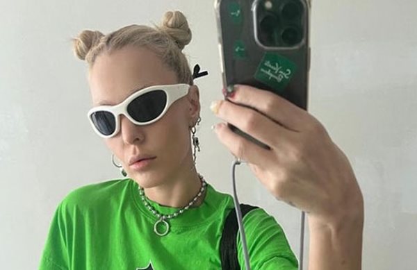 Η Τάμπτα επισκέπτεται το πατρικό της στην Τιφλίδα