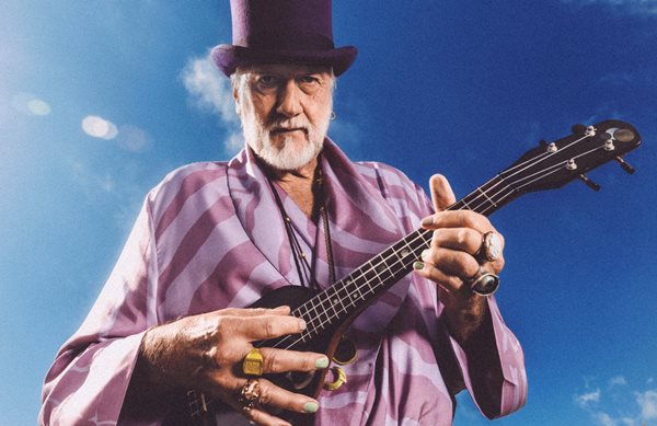 Ο Mick Fleetwood πρωταγωνιστεί σε beauty καμπάνια του Harry Styles