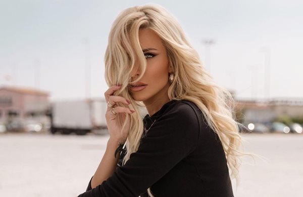 Κατερίνα Καινούργιου: "Έχω παρακολουθήσει συντρόφους μου"