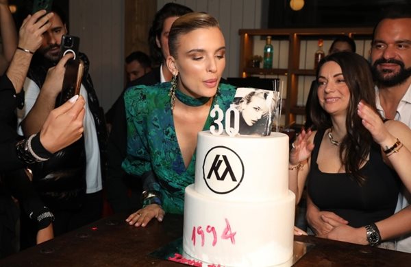 Κατερίνα Λιόλιου: Γιόρτασε τα γενέθλια της με φίλους και συνεργάτες της