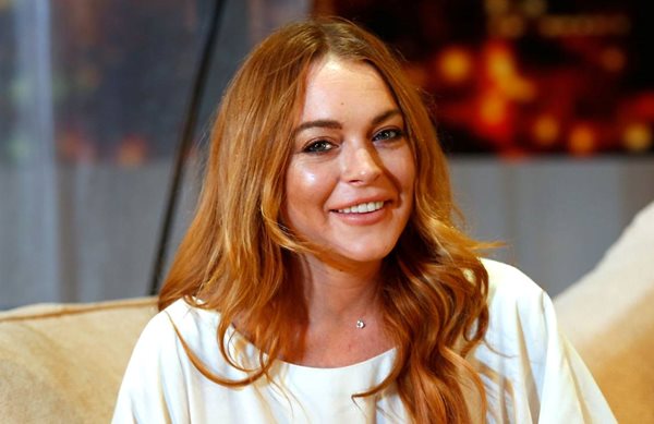 #TikTokNews - H Lindsay Lohan αναπαριστά σκηνή από το ξακουστό "Parent Trap"