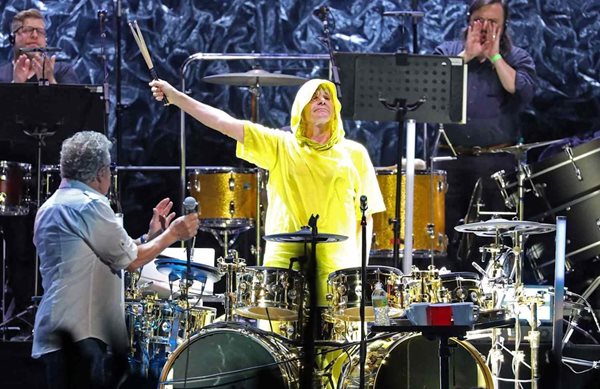 Οι Who απέλυσαν τον ντράμερ τους Zak Starkey, τον γιο του Ringo Starr