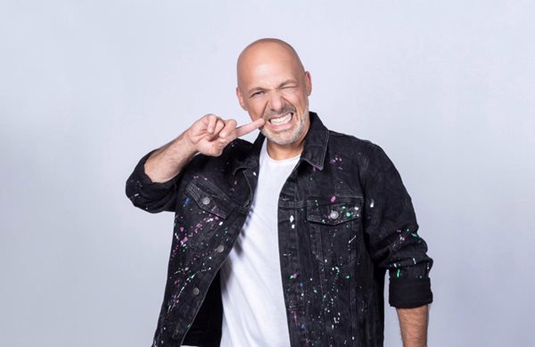 Νίκος Μουτσινάς - Η άρνησή του να εμφανιστεί στην εκπομπή του ο Βαλάντης