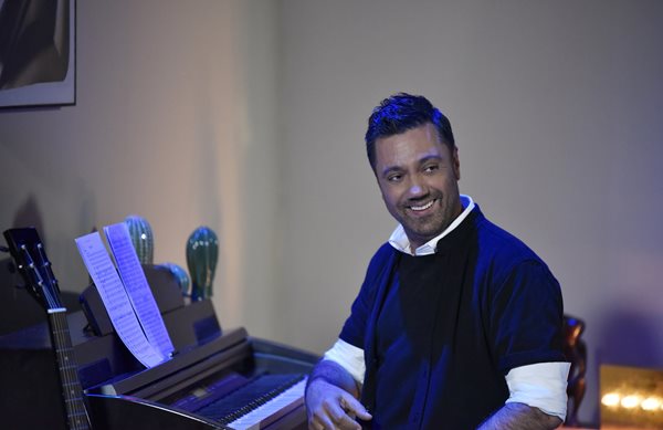 Γιώργος Θεοφάνους: "Το άγχος μου ήταν αυτό, ποια θα βρω γυναίκα να κάνουμε τρία παιδιά μαζί"