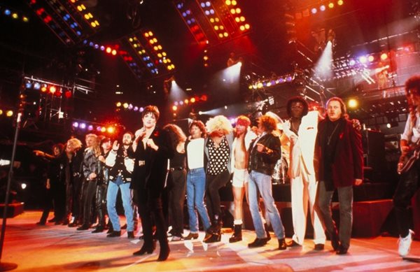 #RockThisDay - 20 Απριλίου: Πραγματοποιείται η μεγάλη συναυλία για τον Freddie Mercury των Queen