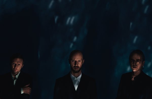 "Chimes at Midnight" - 5+1 tracks που ξεχωρίζουν από το νέο album των Madrugada