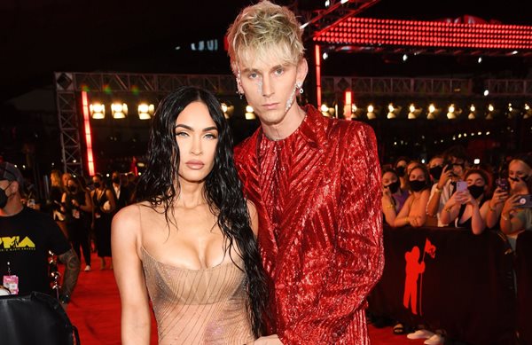 Η Megan Fox καθόλου δεν περίμενε να της κάνει πρόταση γάμου ο Machine Gun Kelly