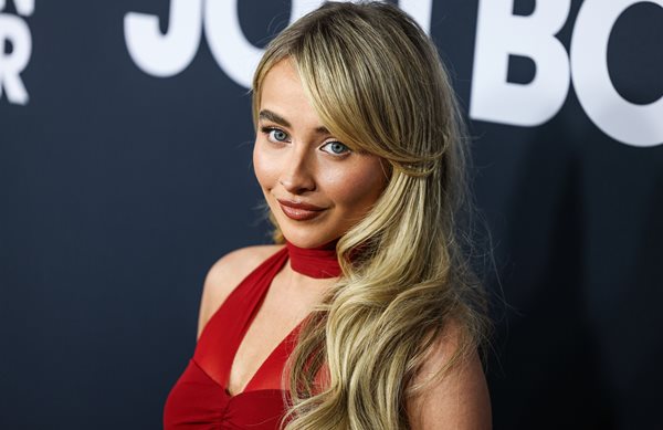 Sabrina Carpenter, εξώφυλλο και συνέντευξη στο Rolling Stone