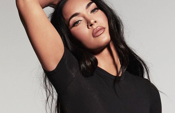 Megan Fox - Μιλά για την απόφαση του 9χρονου γιου της να φοράει φορέματα