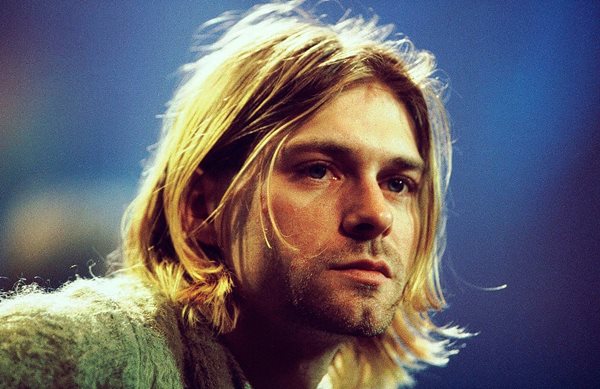 Σε δημοπρασία η κιθαρά του Kurt Cobain από το βίντεο του "Smells Like Teen Spirit"